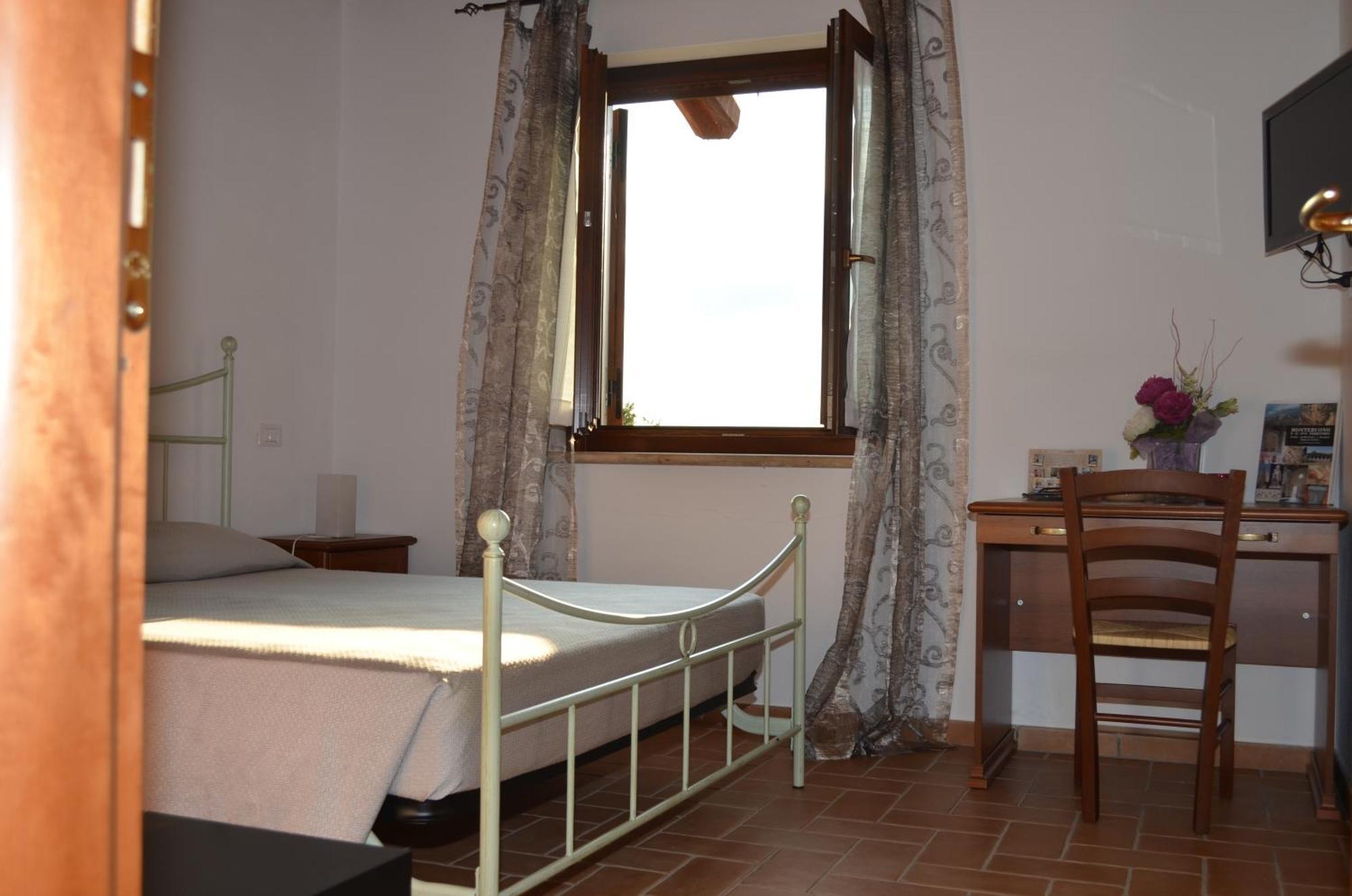 Agriturismo Casale Contessa Montebuono  Ngoại thất bức ảnh