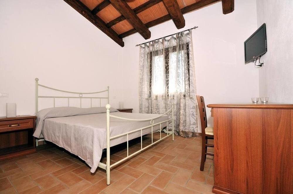 Agriturismo Casale Contessa Montebuono  Ngoại thất bức ảnh